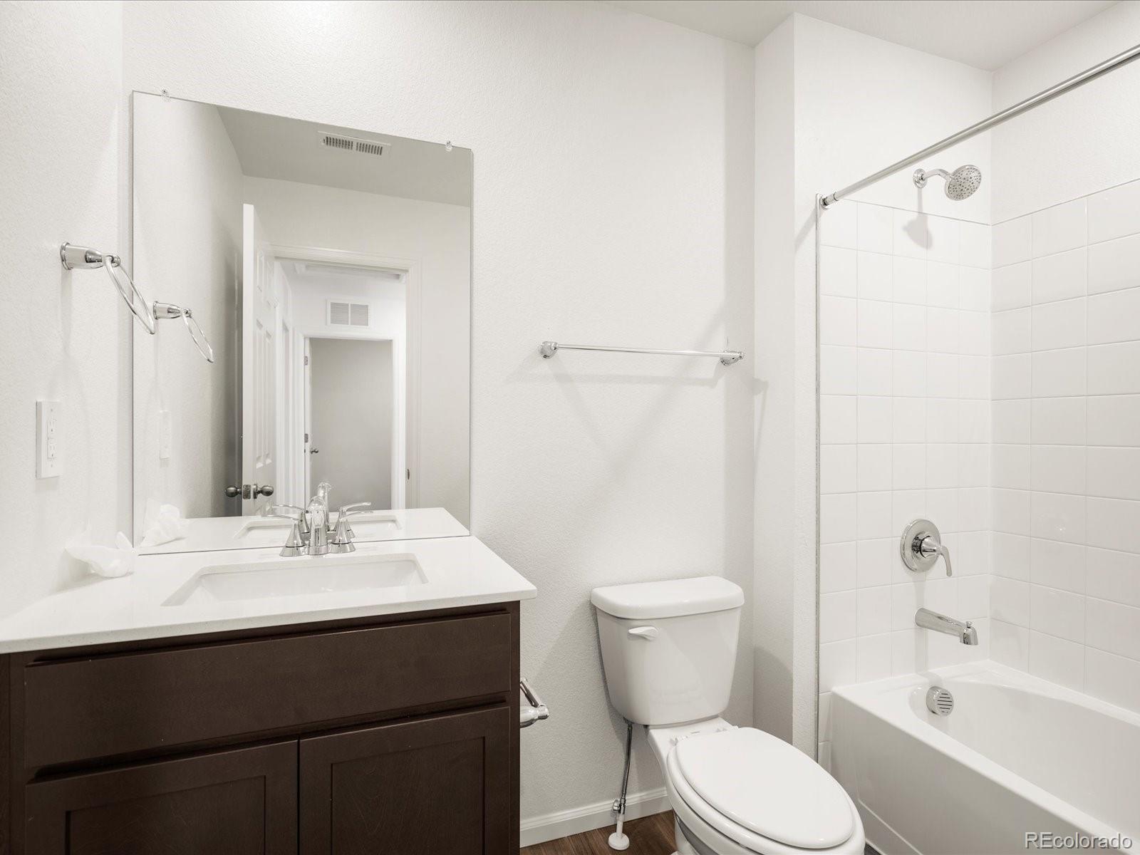 MLS Image #9 for 21137 e 65th avenue,aurora, Colorado