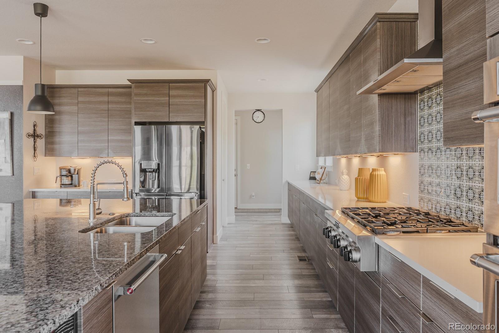 MLS Image #5 for 8091 s langdale way,aurora, Colorado