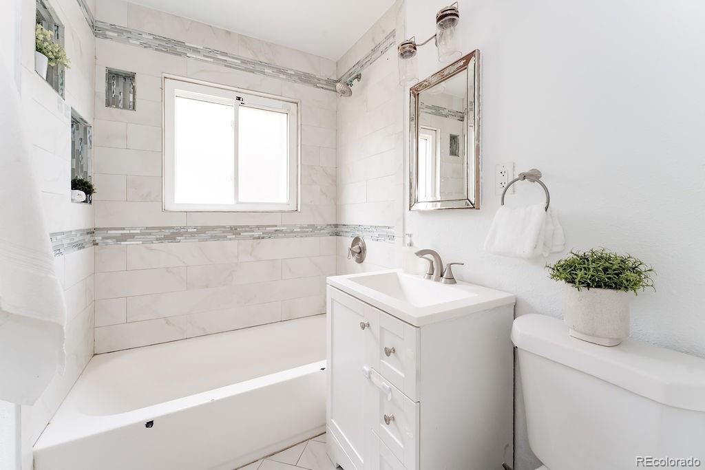 MLS Image #22 for 820  moline street,aurora, Colorado