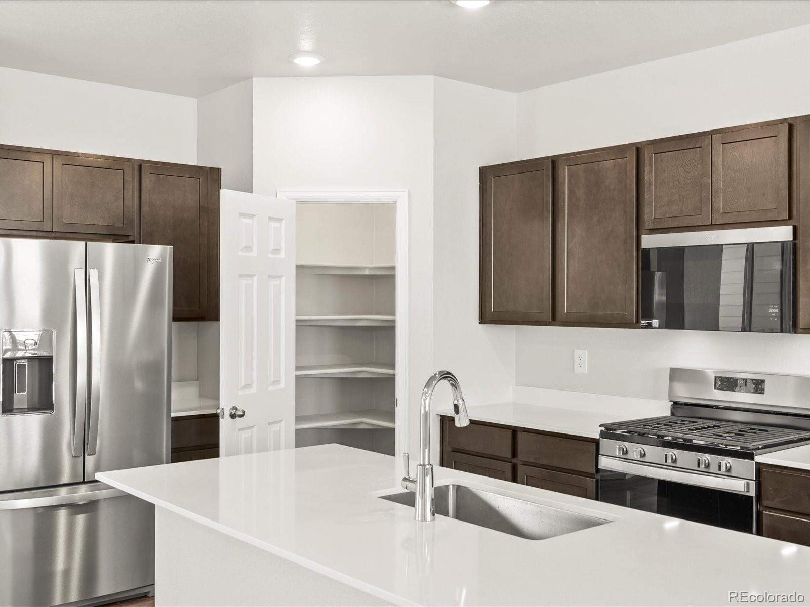 MLS Image #7 for 22430 e 8th place,aurora, Colorado