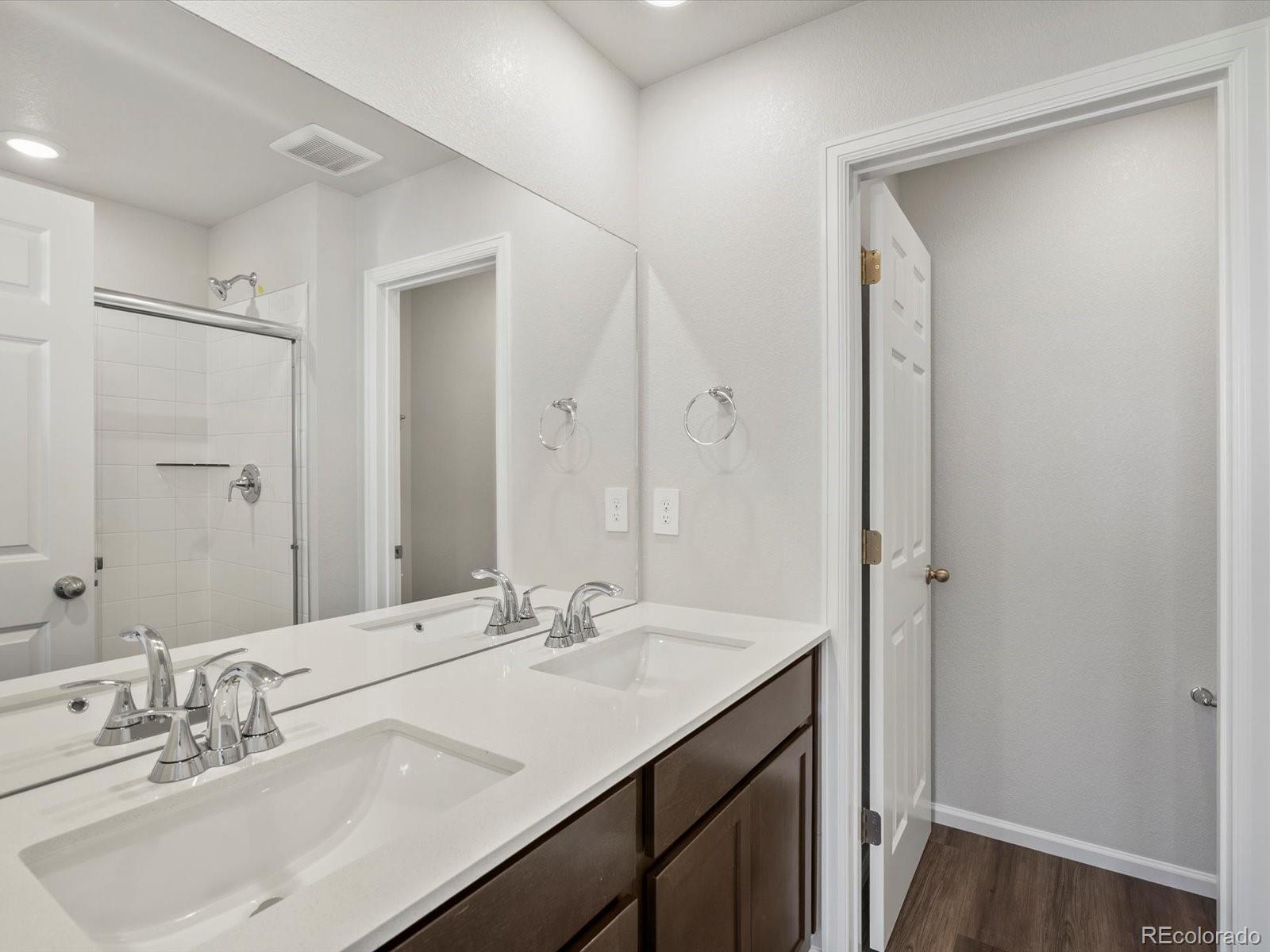 MLS Image #15 for 22460 e 8th avenue,aurora, Colorado
