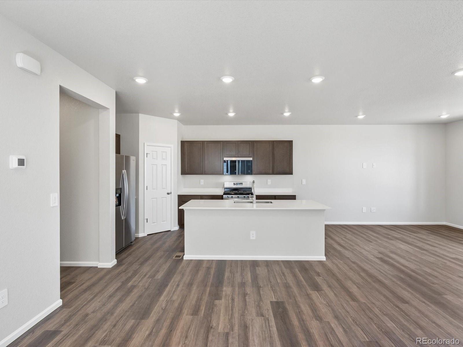 MLS Image #4 for 22460 e 8th avenue,aurora, Colorado