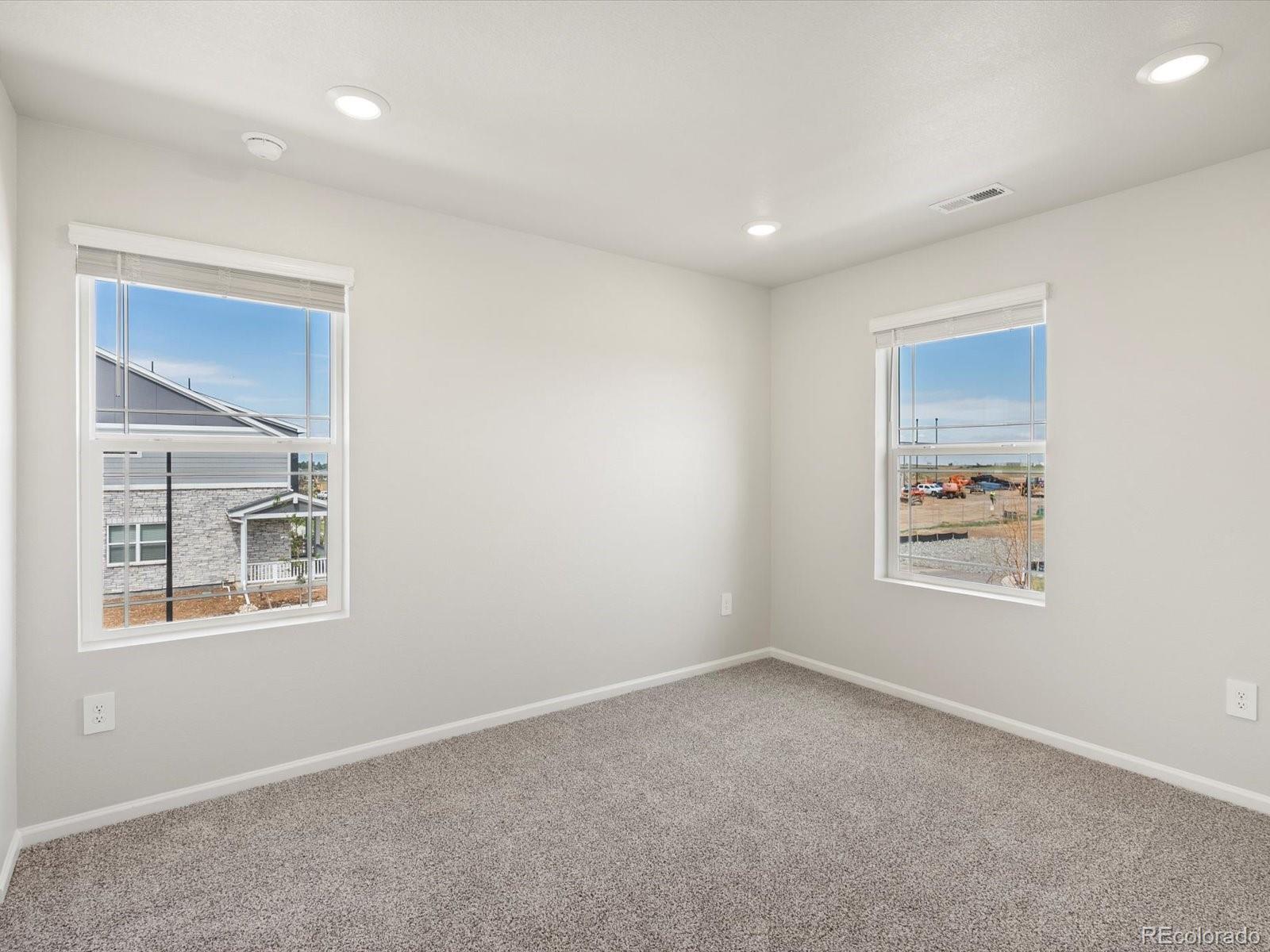 MLS Image #12 for 22410 e 8th avenue,aurora, Colorado