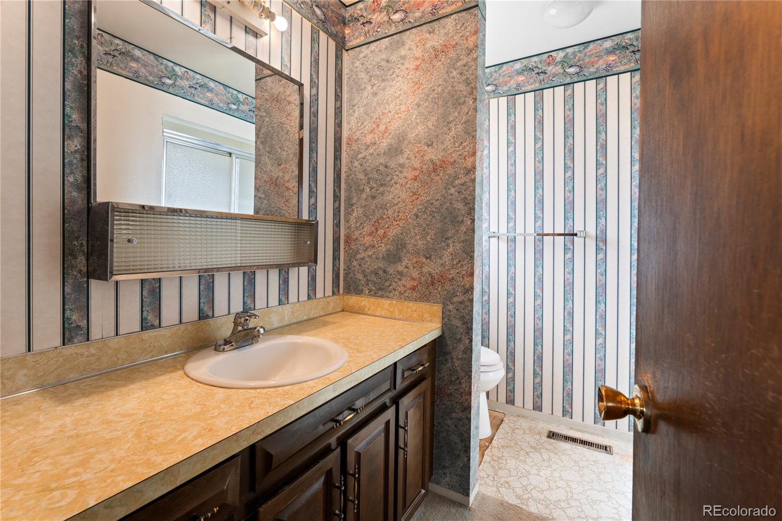 MLS Image #20 for 5272 s newton street,littleton, Colorado