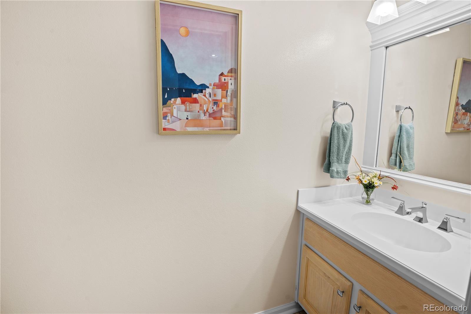 MLS Image #20 for 275 s holly street,denver, Colorado