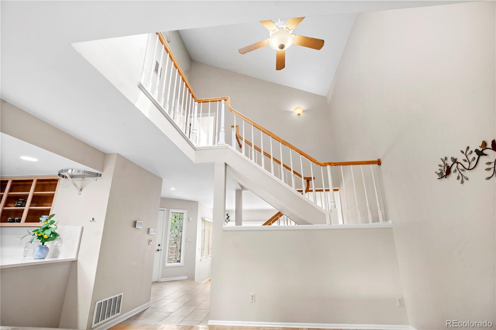 MLS Image #4 for 275 s holly street,denver, Colorado