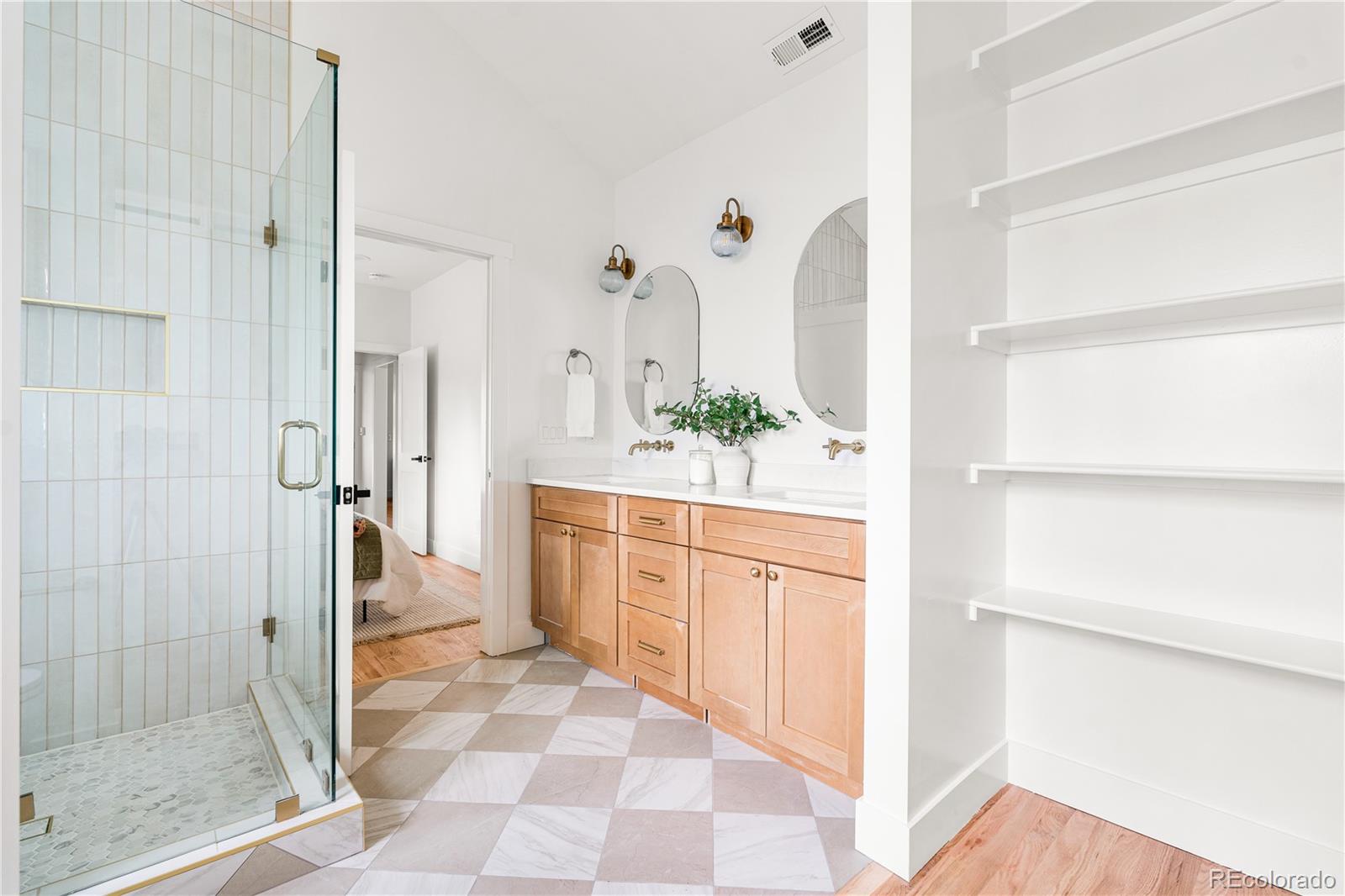 MLS Image #14 for 977  adams street,denver, Colorado