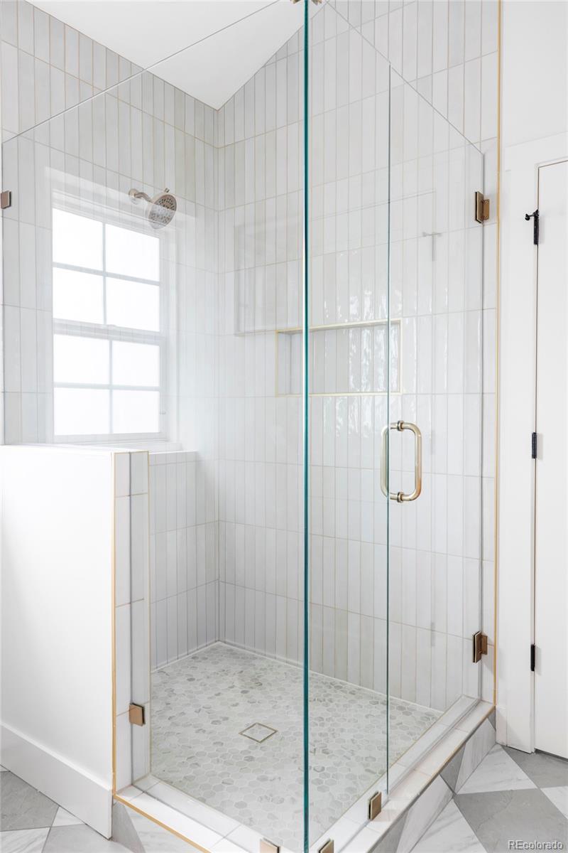 MLS Image #18 for 977  adams street,denver, Colorado