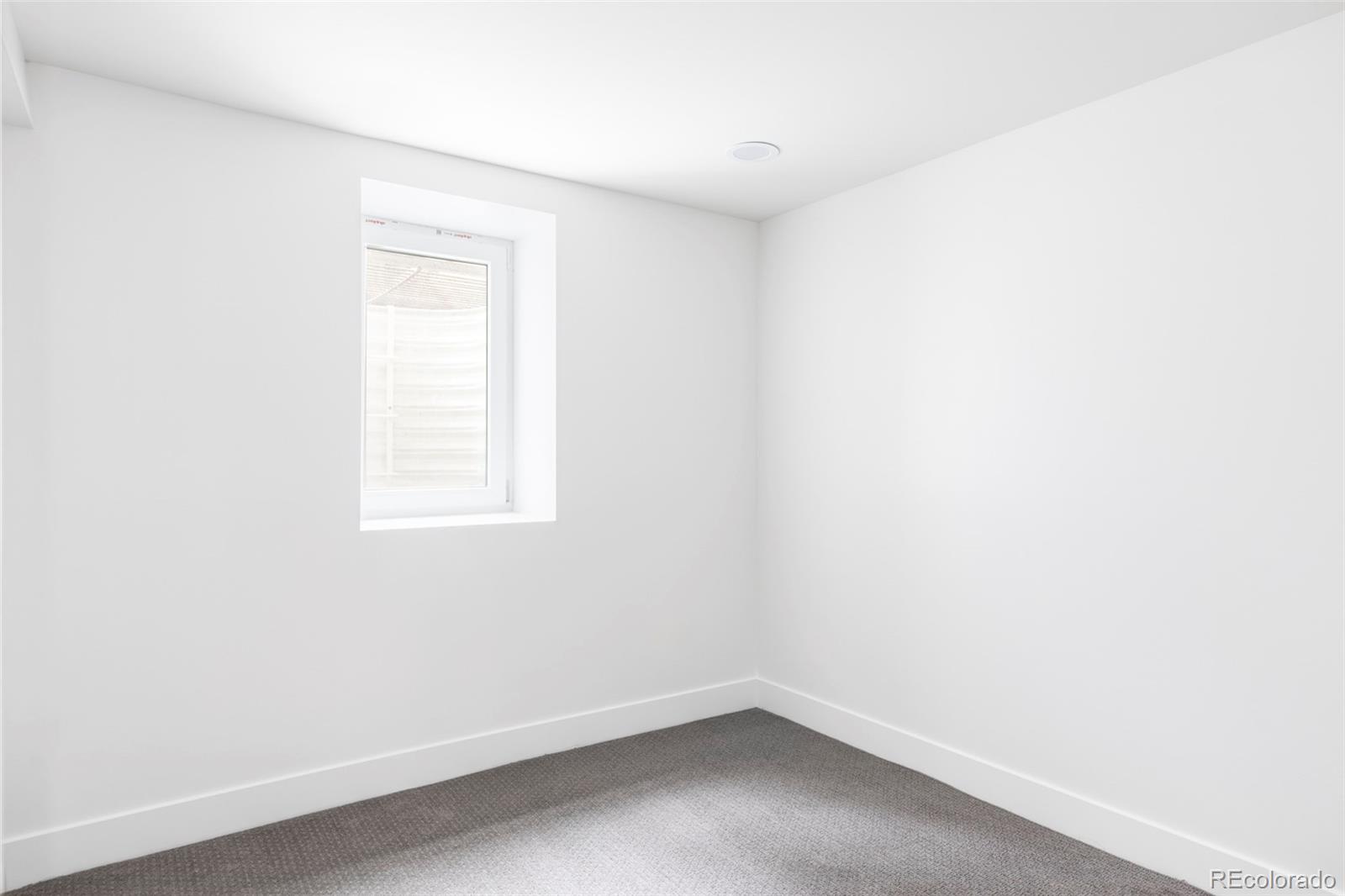 MLS Image #31 for 977  adams street,denver, Colorado