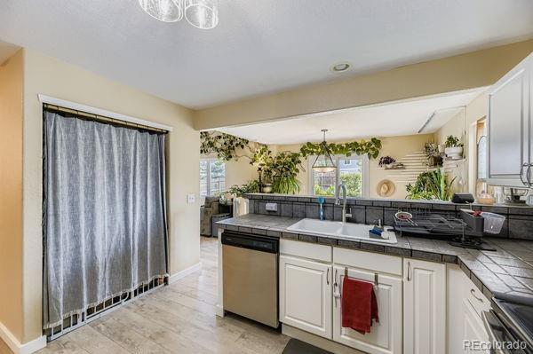 MLS Image #9 for 3802 s quemoy way,aurora, Colorado