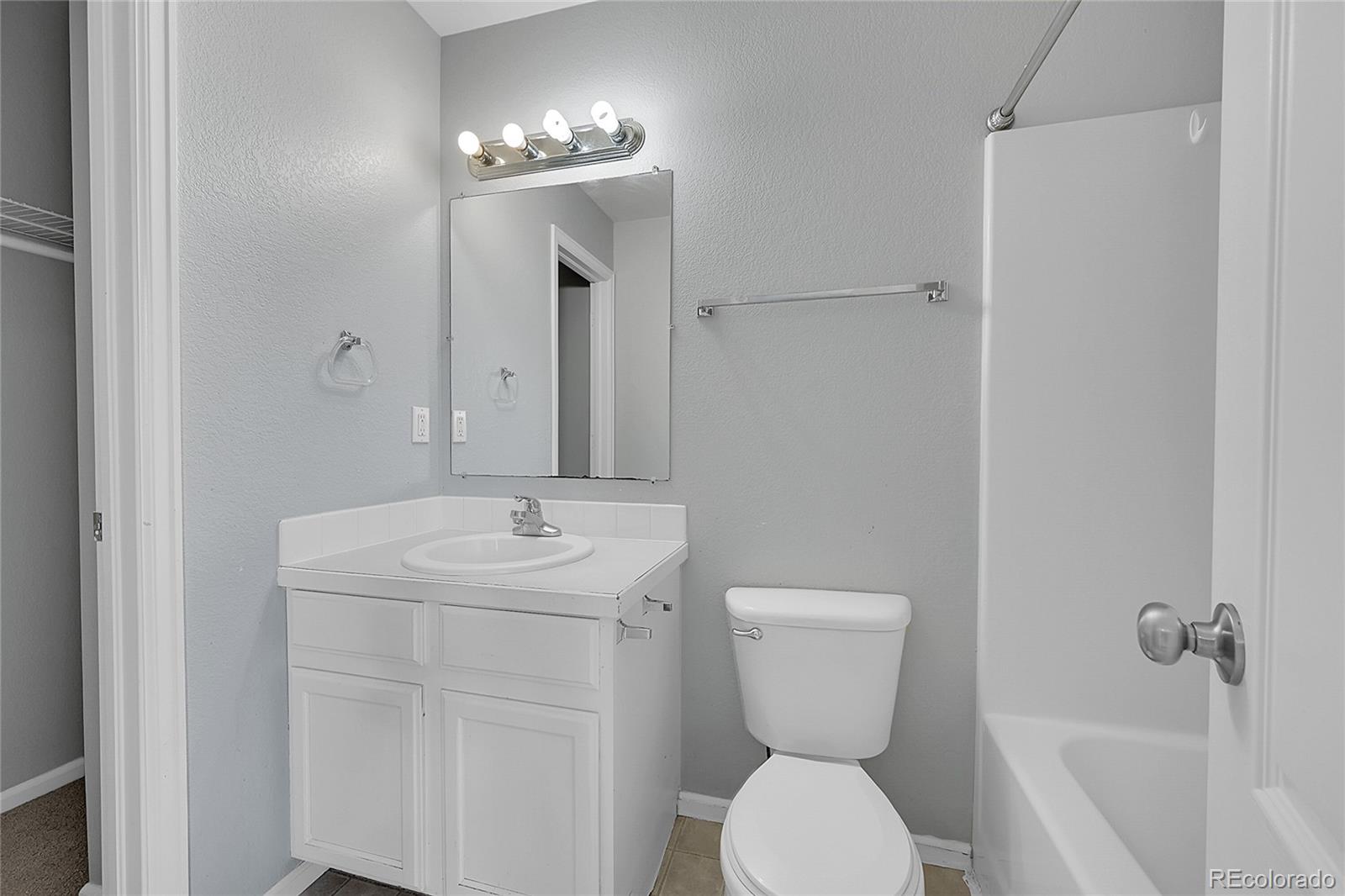 MLS Image #10 for 850 e 21st street,greeley, Colorado