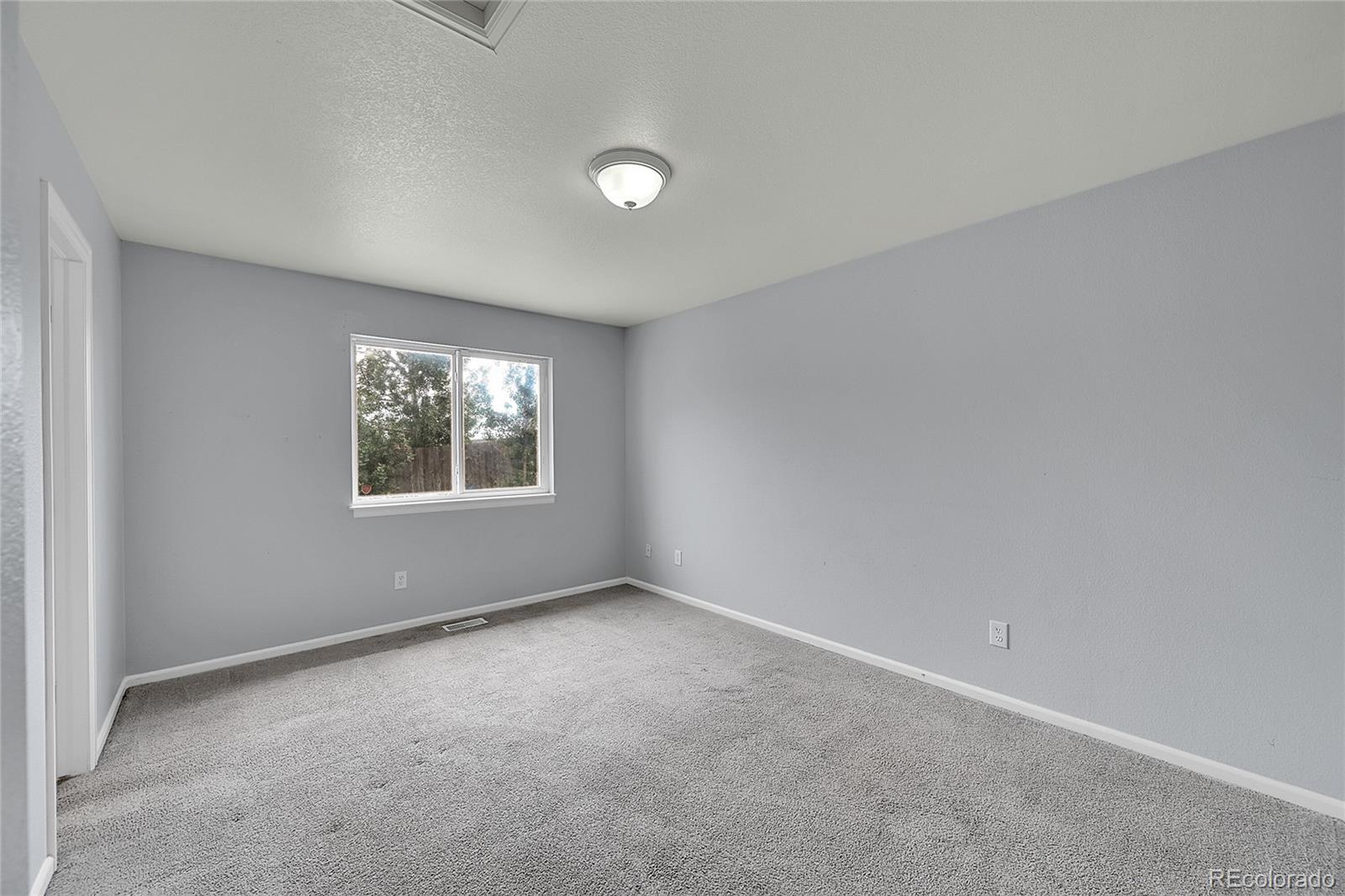 MLS Image #16 for 850 e 21st street,greeley, Colorado