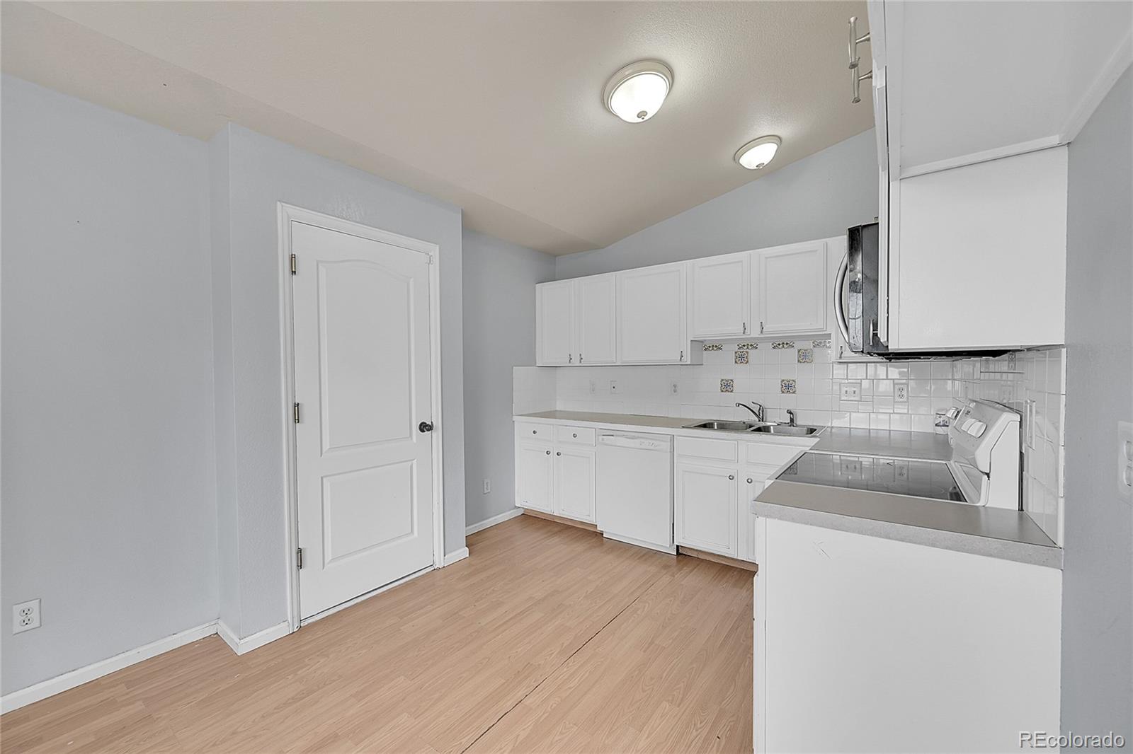 MLS Image #3 for 850 e 21st street,greeley, Colorado