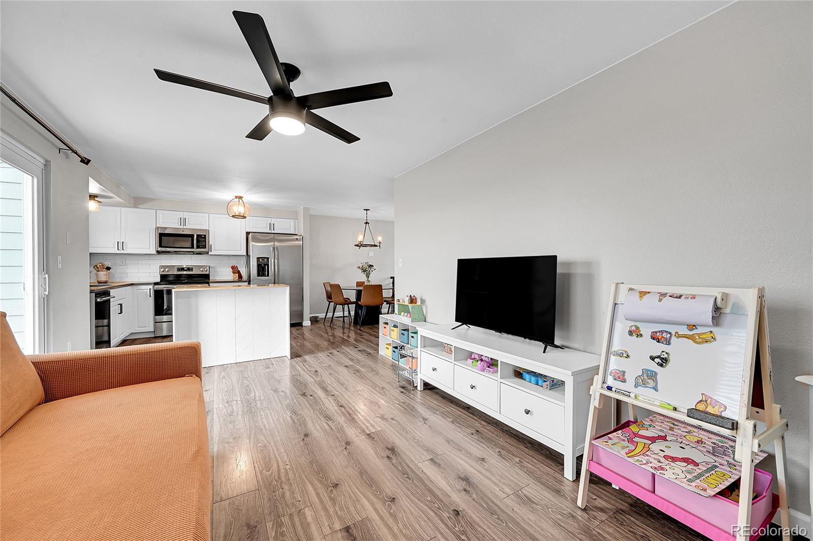 MLS Image #16 for 1060  centennial drive,bennett, Colorado