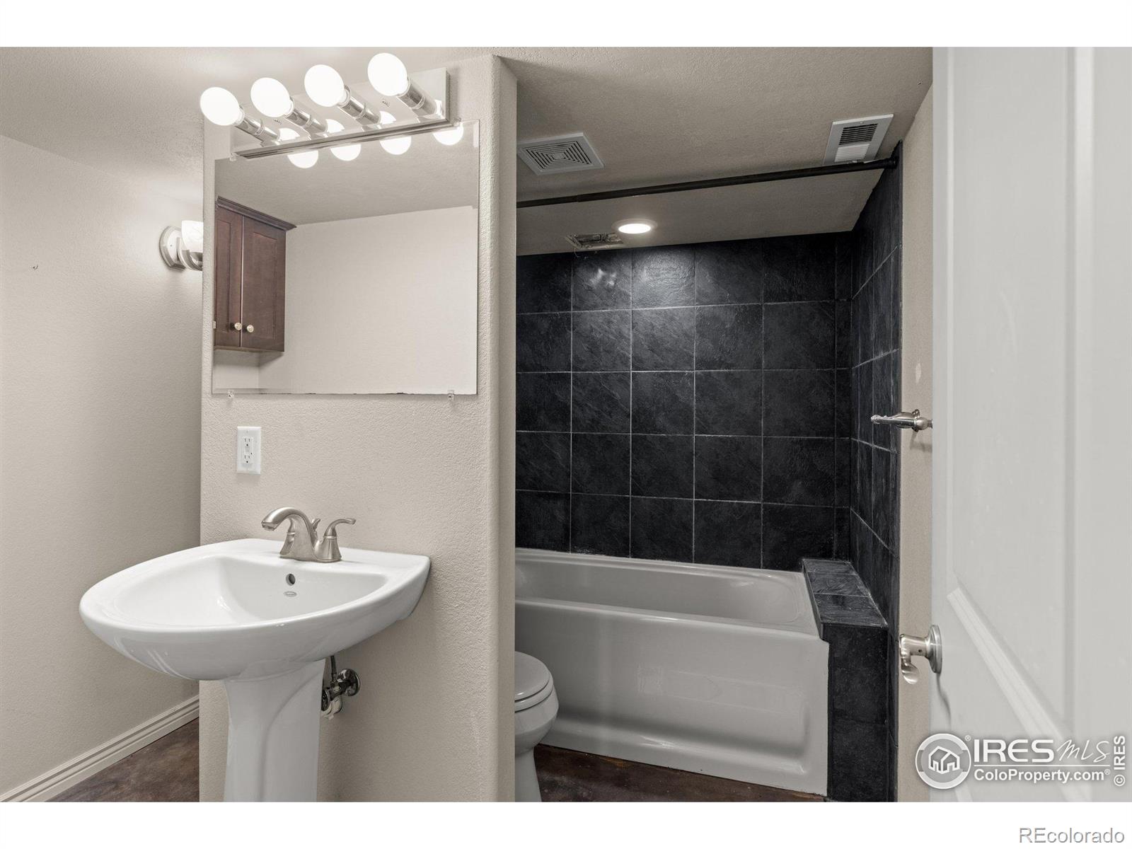 MLS Image #23 for 7548  county road 100 ,wellington, Colorado