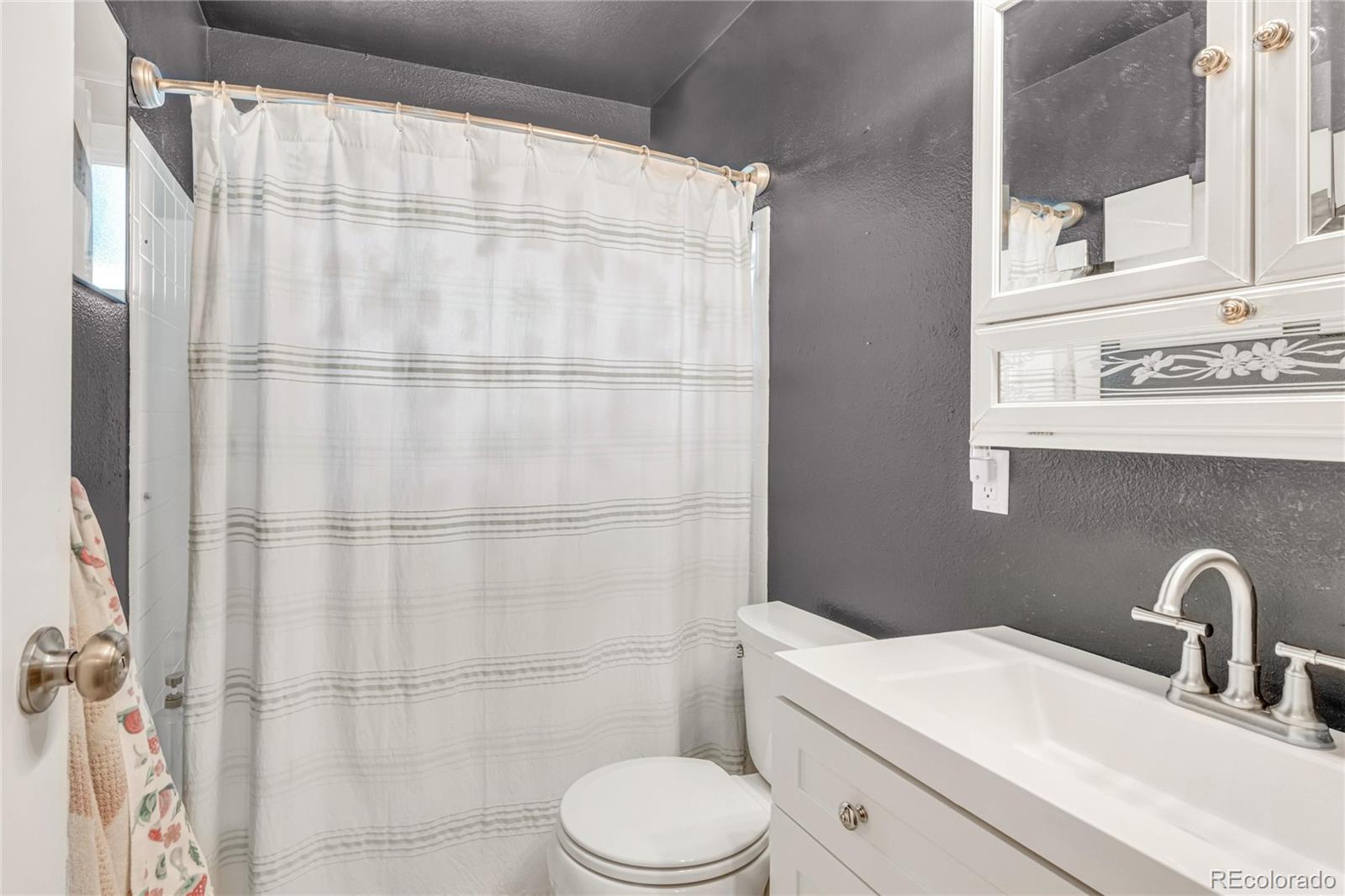 MLS Image #11 for 18990 w 60th place,golden, Colorado