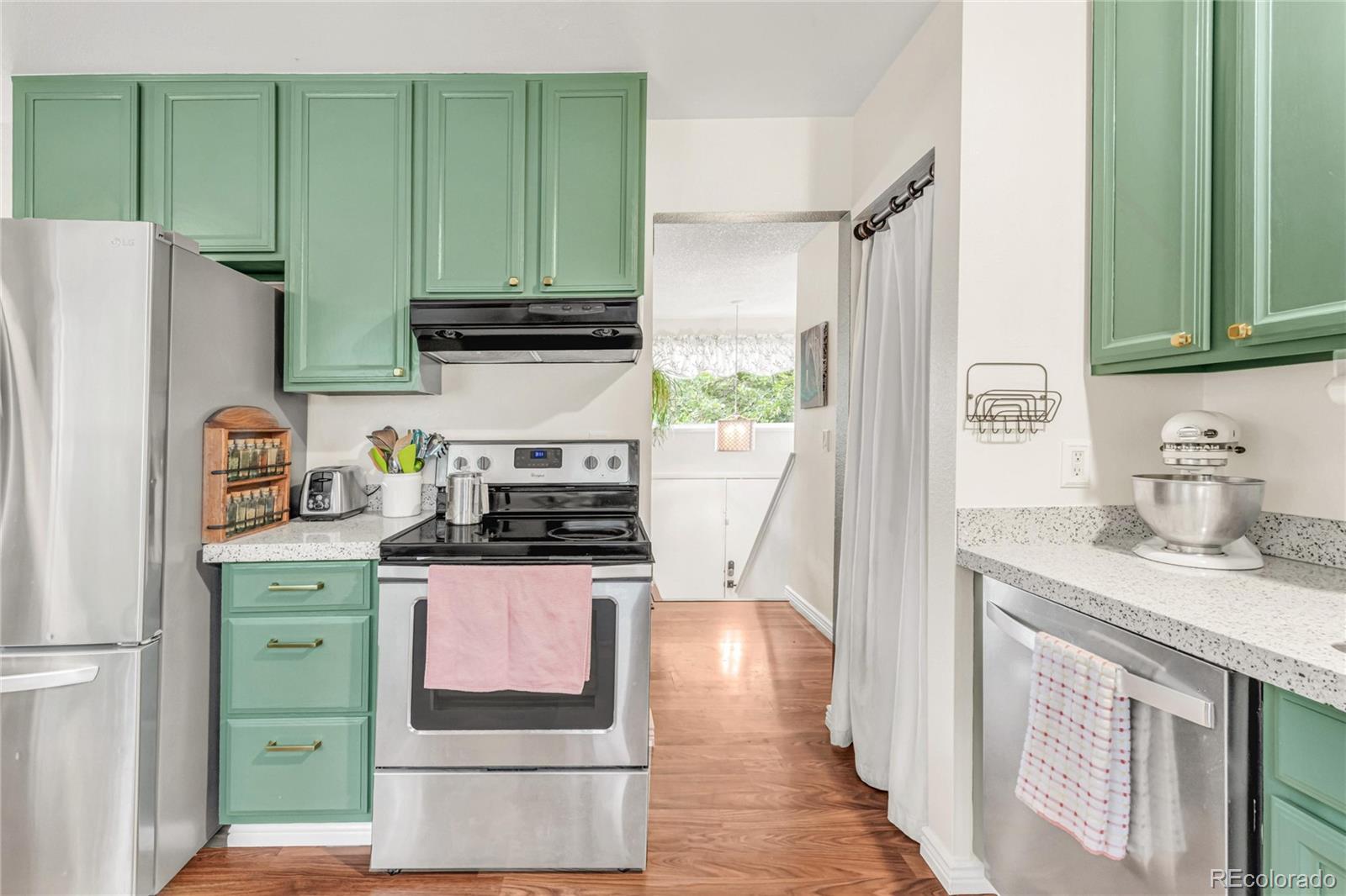 MLS Image #9 for 18990 w 60th place,golden, Colorado