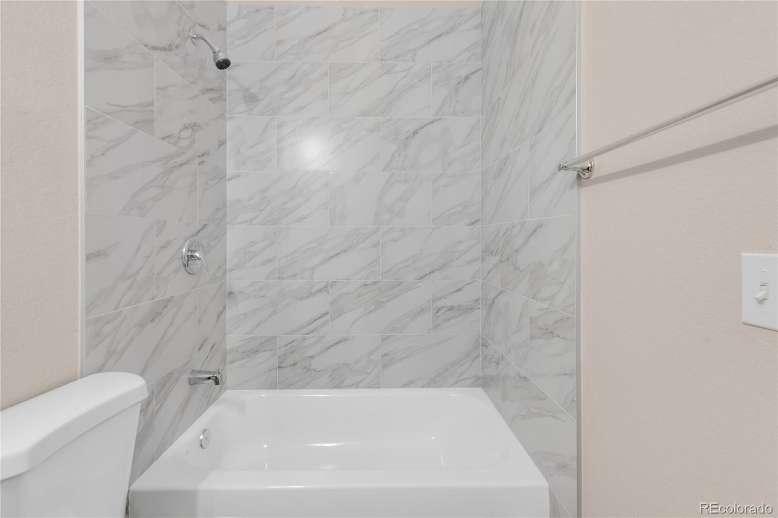 MLS Image #17 for 18558 e whitaker circle a,aurora, Colorado