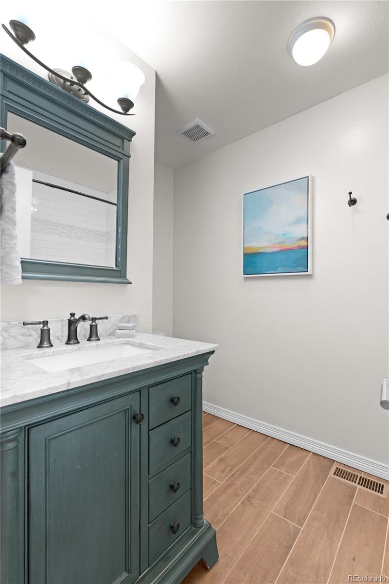 MLS Image #27 for 3187 e long circle,centennial, Colorado