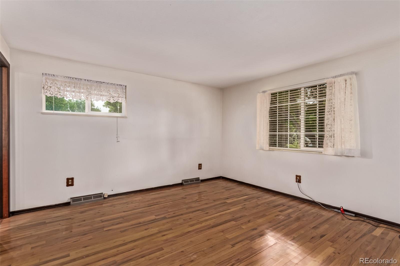 MLS Image #12 for 7405 s albion street,centennial, Colorado