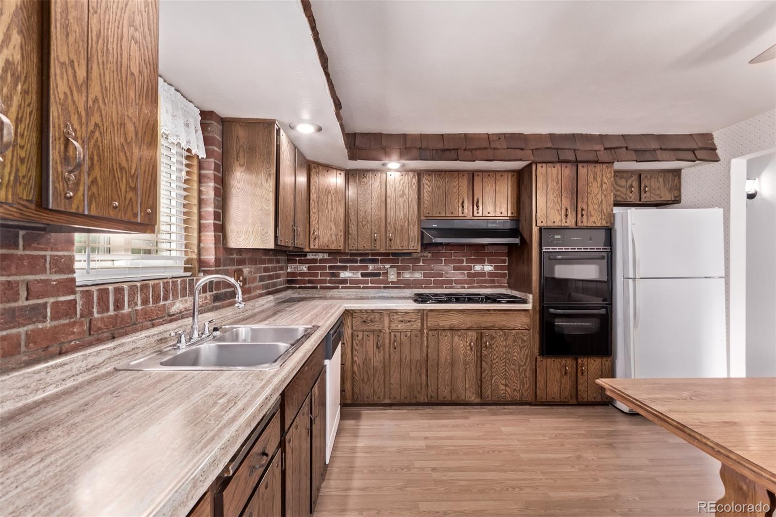 MLS Image #6 for 7405 s albion street,centennial, Colorado