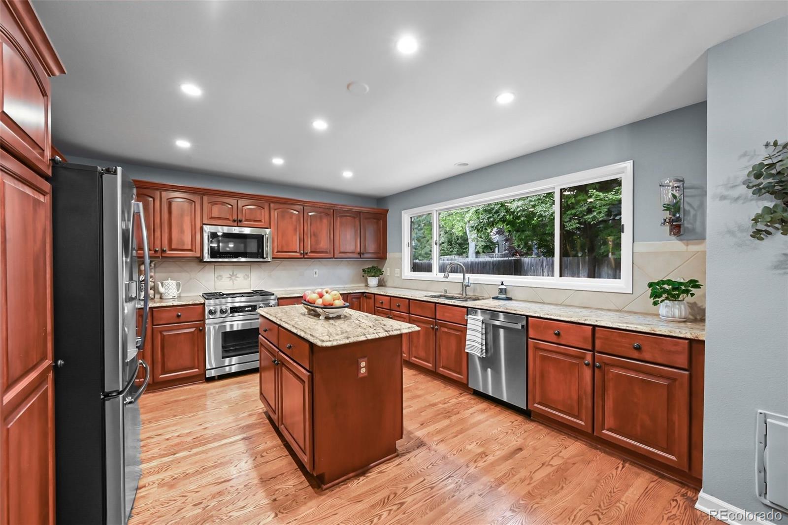 MLS Image #15 for 1692 w kettle avenue,littleton, Colorado