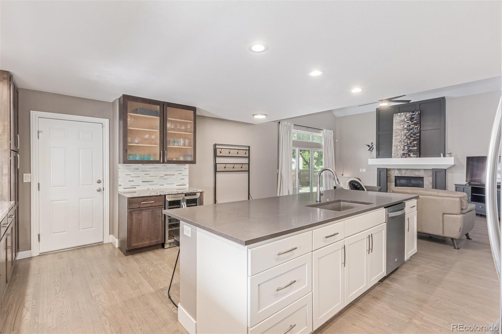 MLS Image #14 for 1011 s valentia street,denver, Colorado