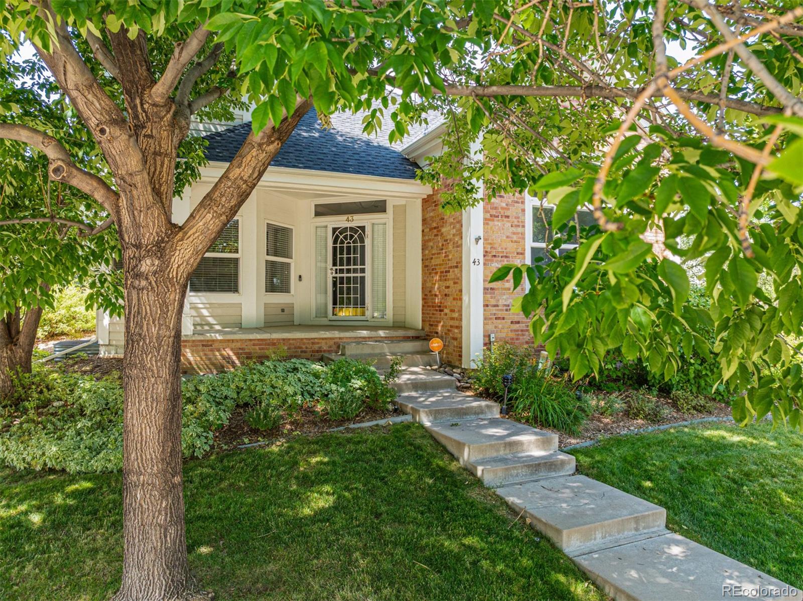 MLS Image #3 for 1011 s valentia street,denver, Colorado
