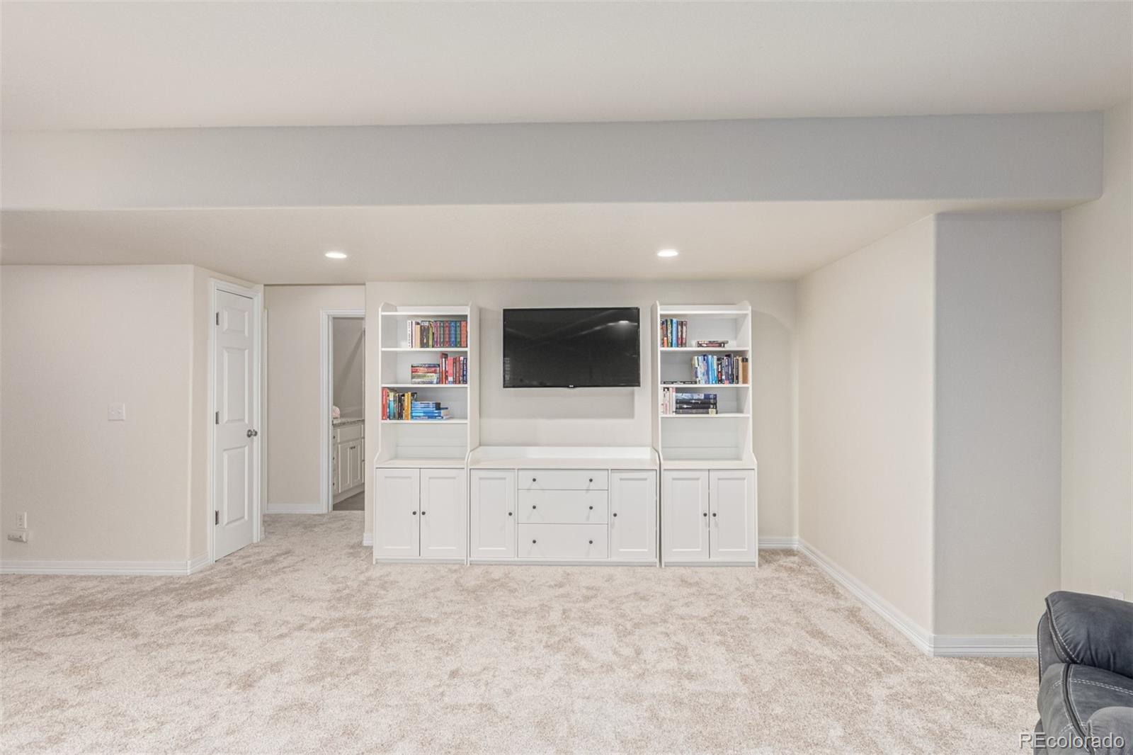 MLS Image #30 for 1011 s valentia street,denver, Colorado