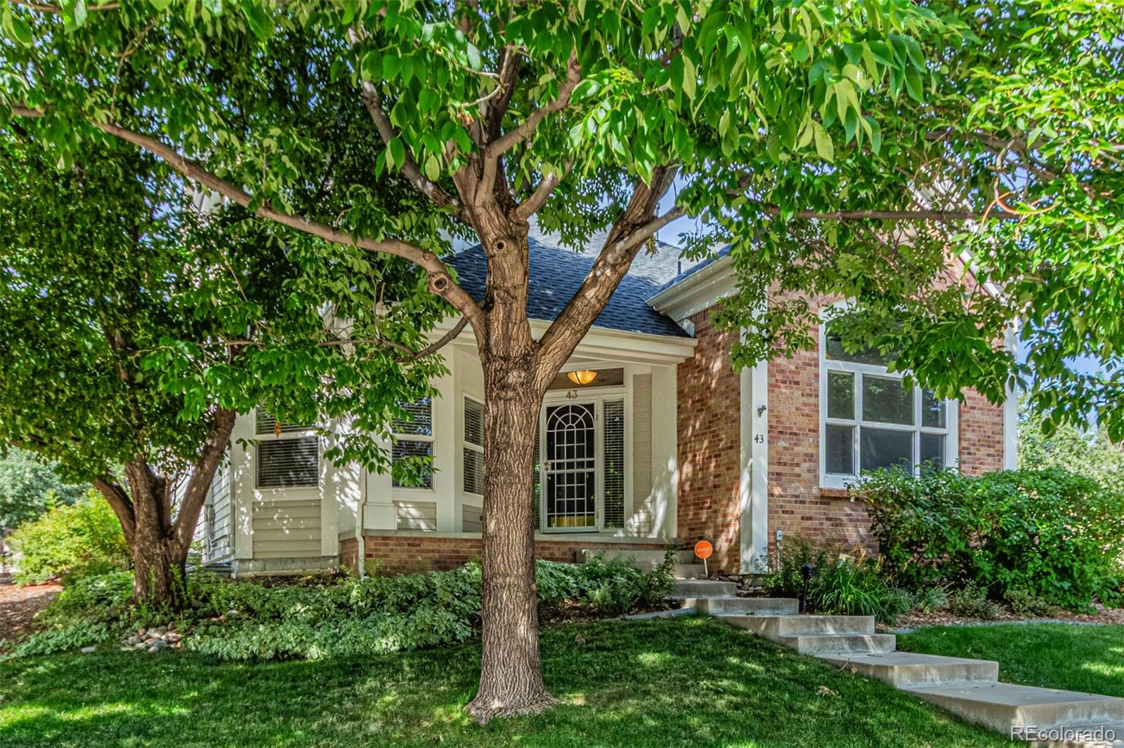 MLS Image #4 for 1011 s valentia street,denver, Colorado