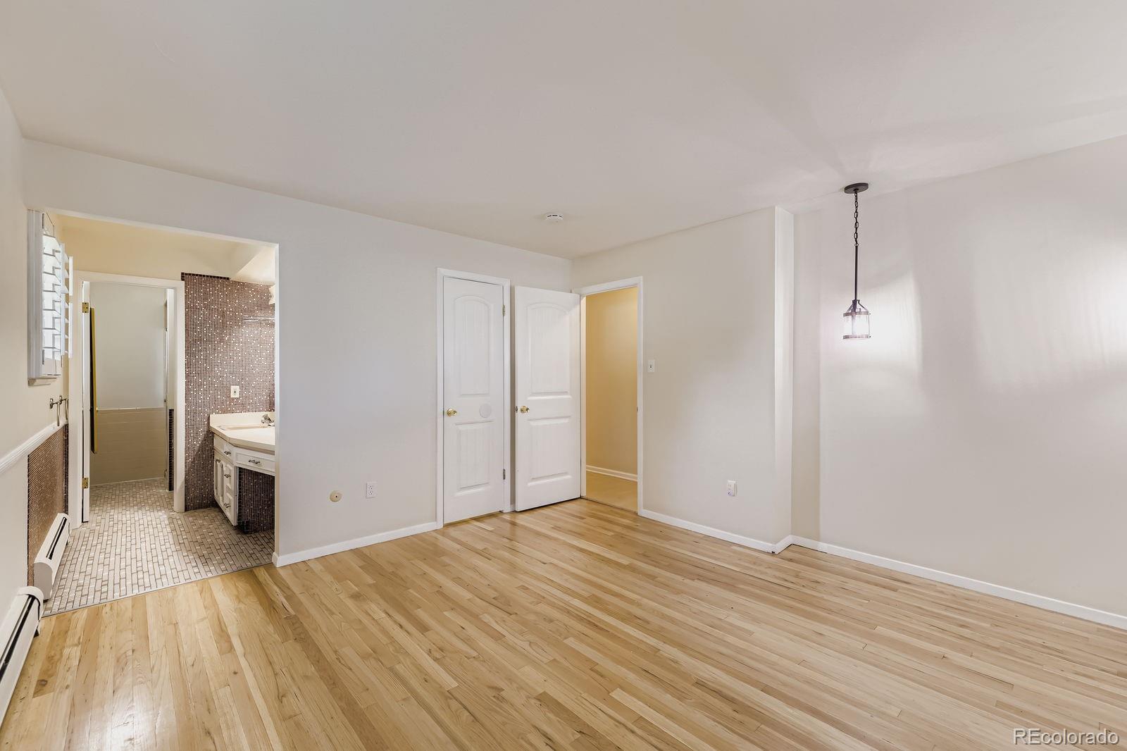 MLS Image #11 for 2789 s ivan way,denver, Colorado