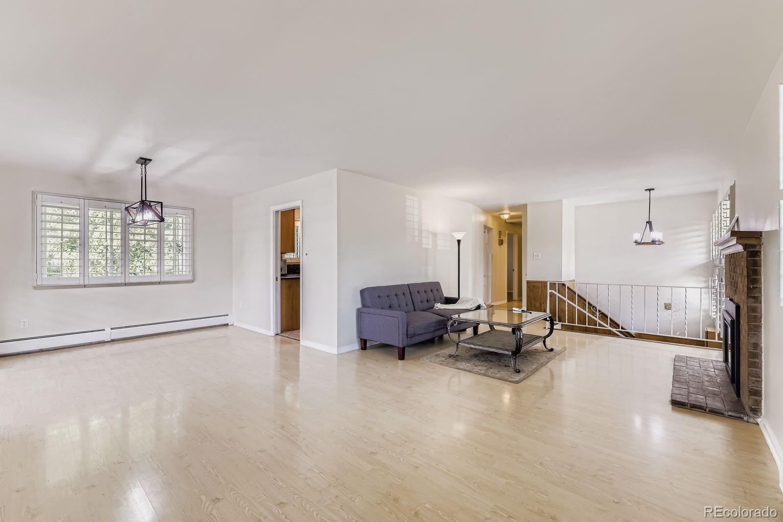 MLS Image #4 for 2789 s ivan way,denver, Colorado