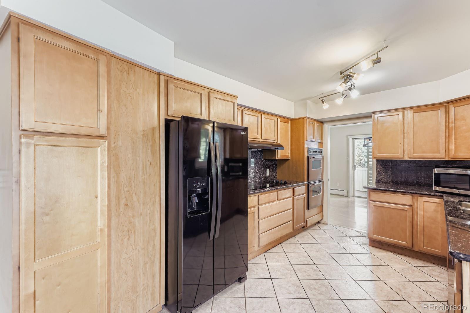 MLS Image #7 for 2789 s ivan way,denver, Colorado