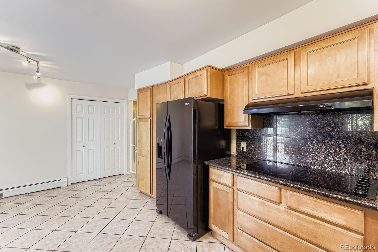 MLS Image #8 for 2789 s ivan way,denver, Colorado