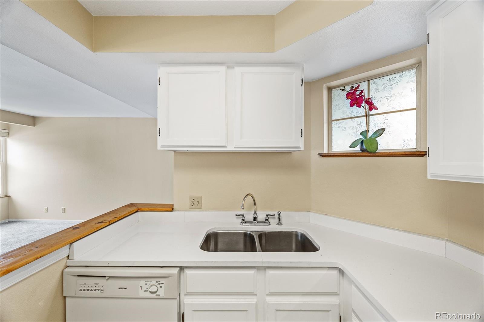 MLS Image #7 for 11193  alcott street,denver, Colorado