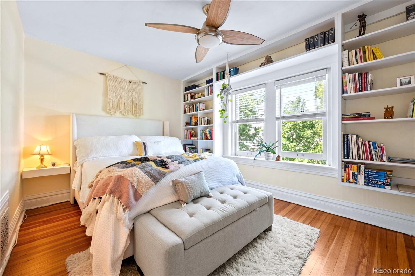 MLS Image #19 for 828 s pennsylvania street,denver, Colorado