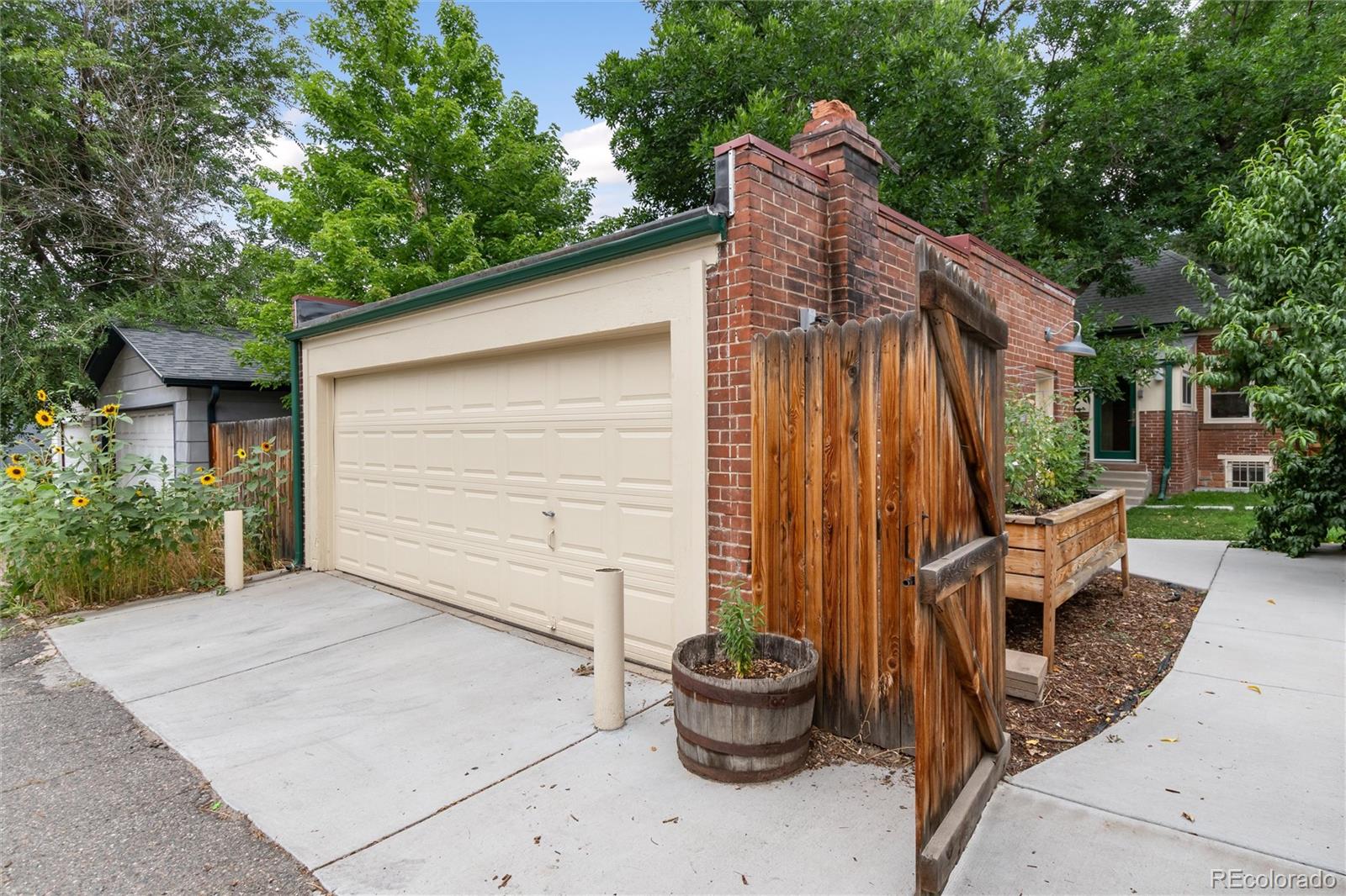 MLS Image #36 for 79 n washington street,denver, Colorado