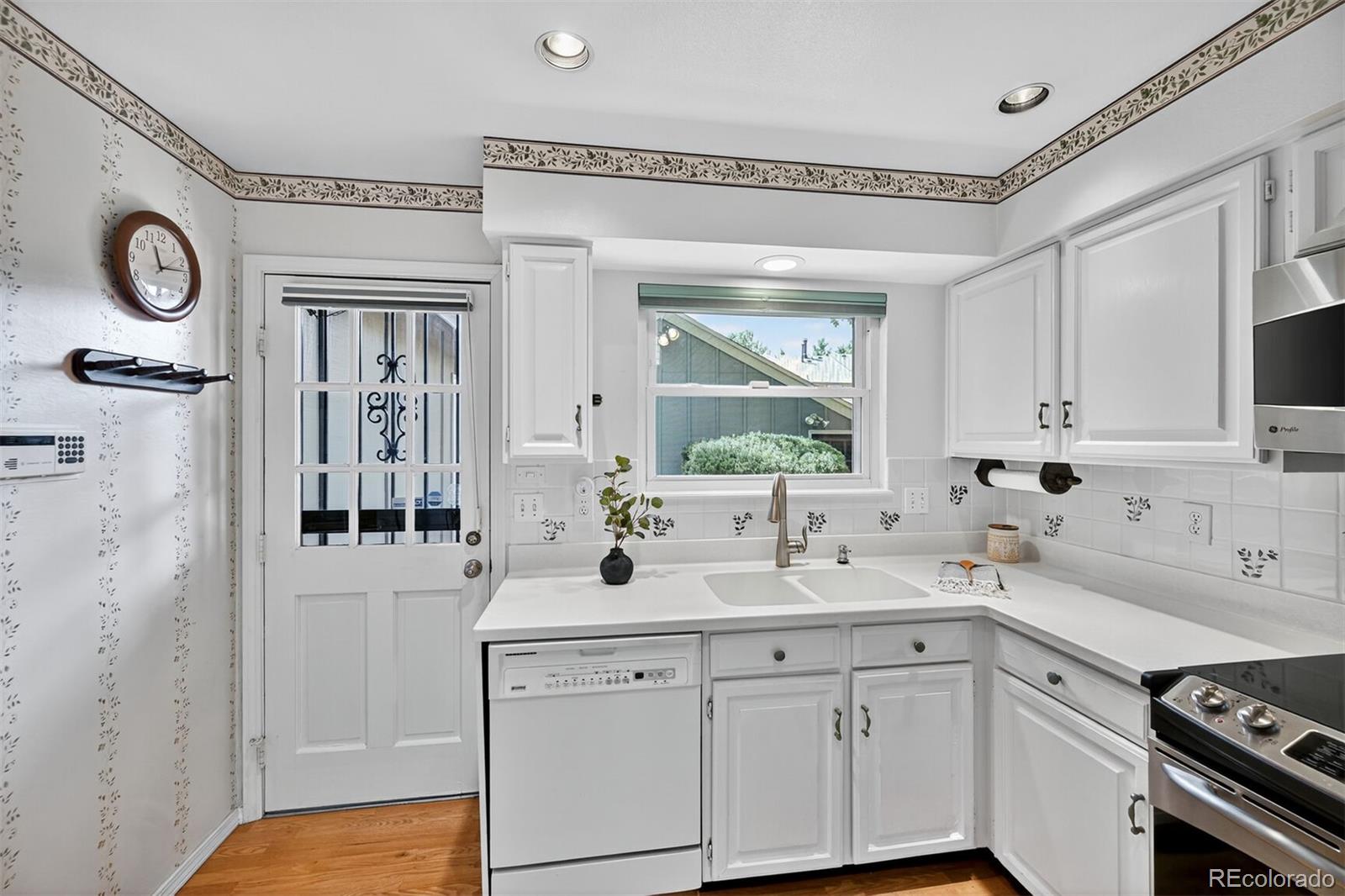 MLS Image #12 for 8631 e yale avenue,denver, Colorado