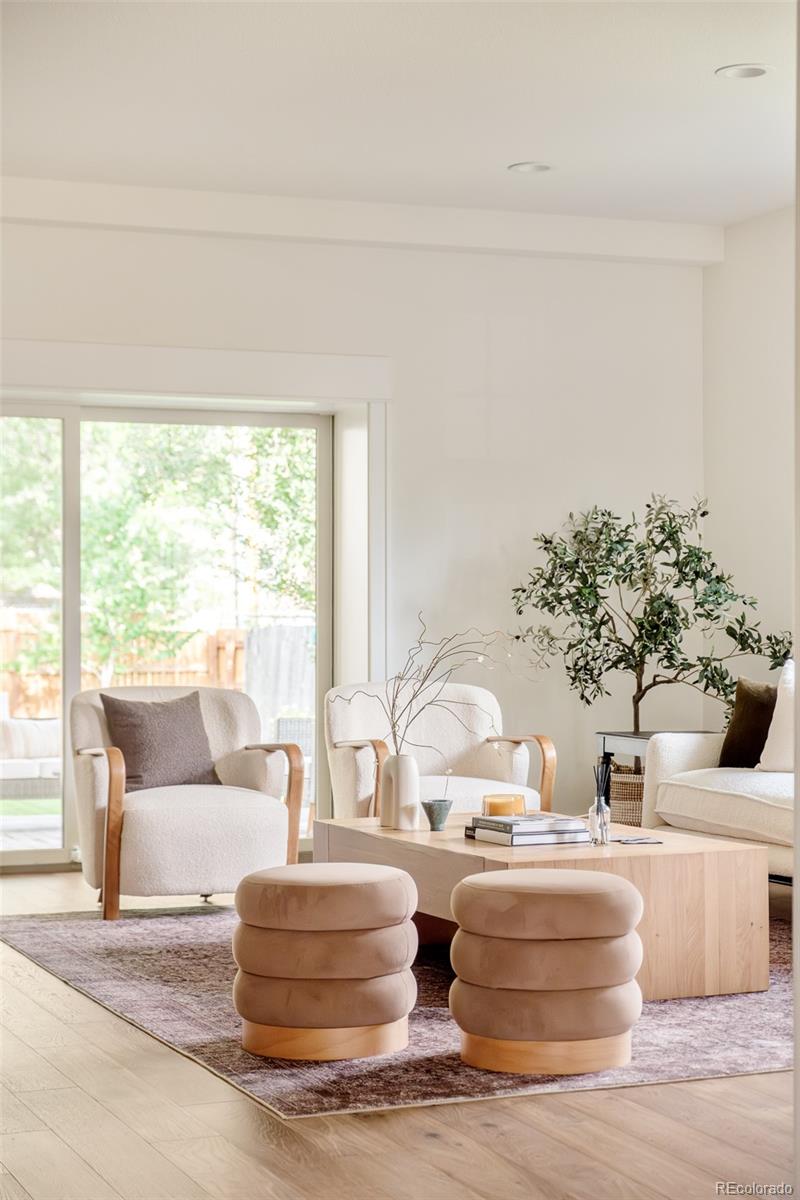 MLS Image #11 for 418 s pearl street,denver, Colorado