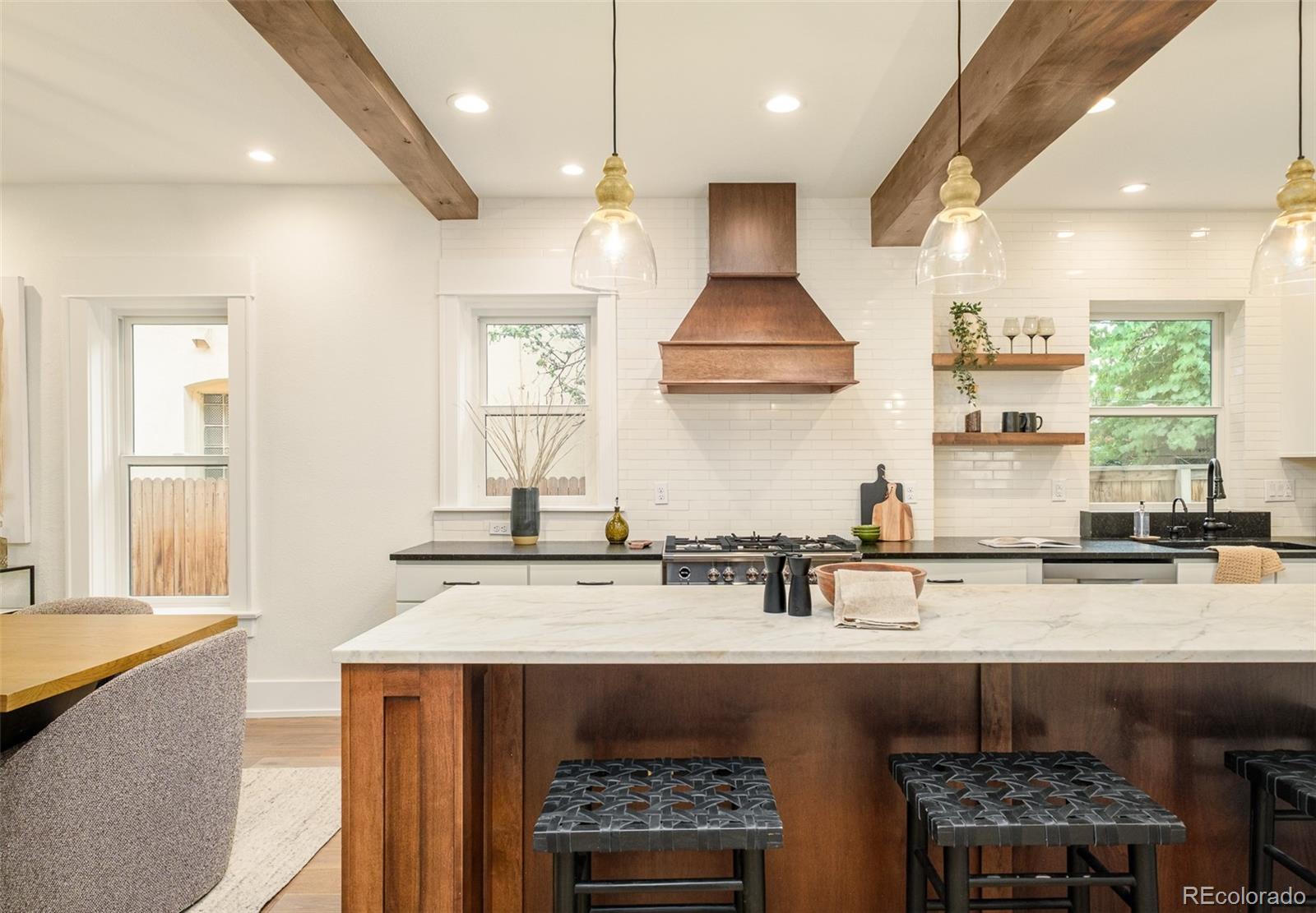 MLS Image #15 for 418 s pearl street,denver, Colorado