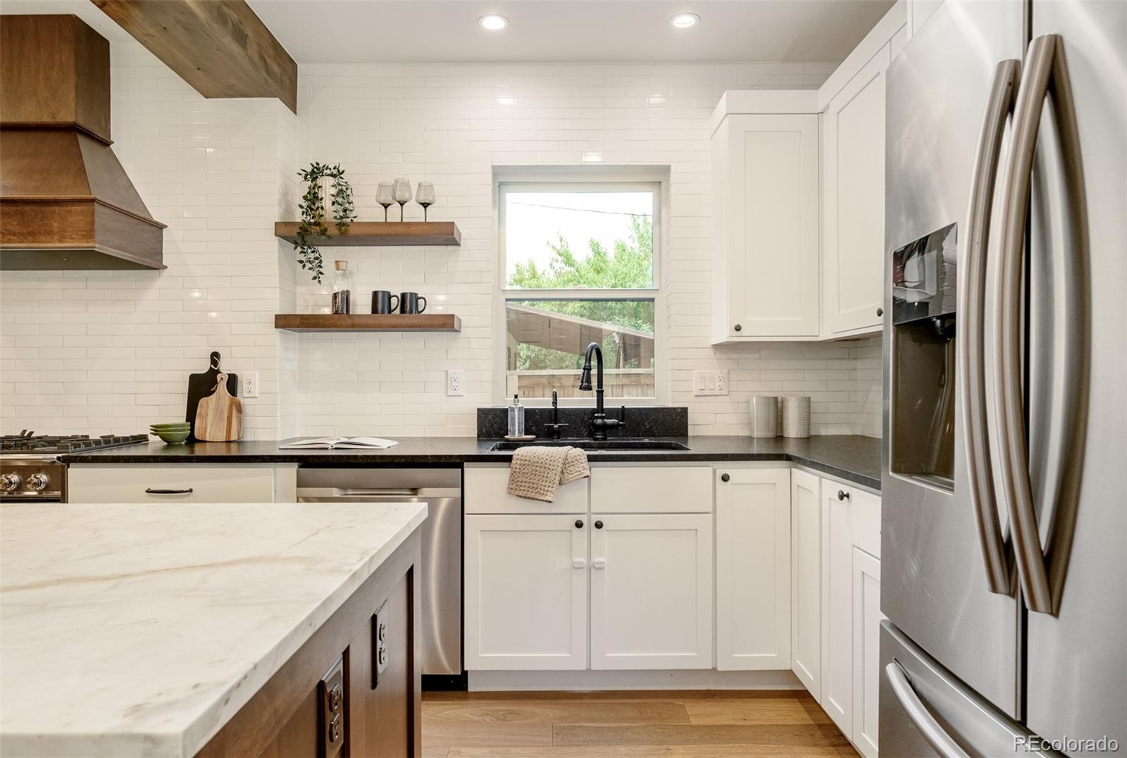 MLS Image #18 for 418 s pearl street,denver, Colorado