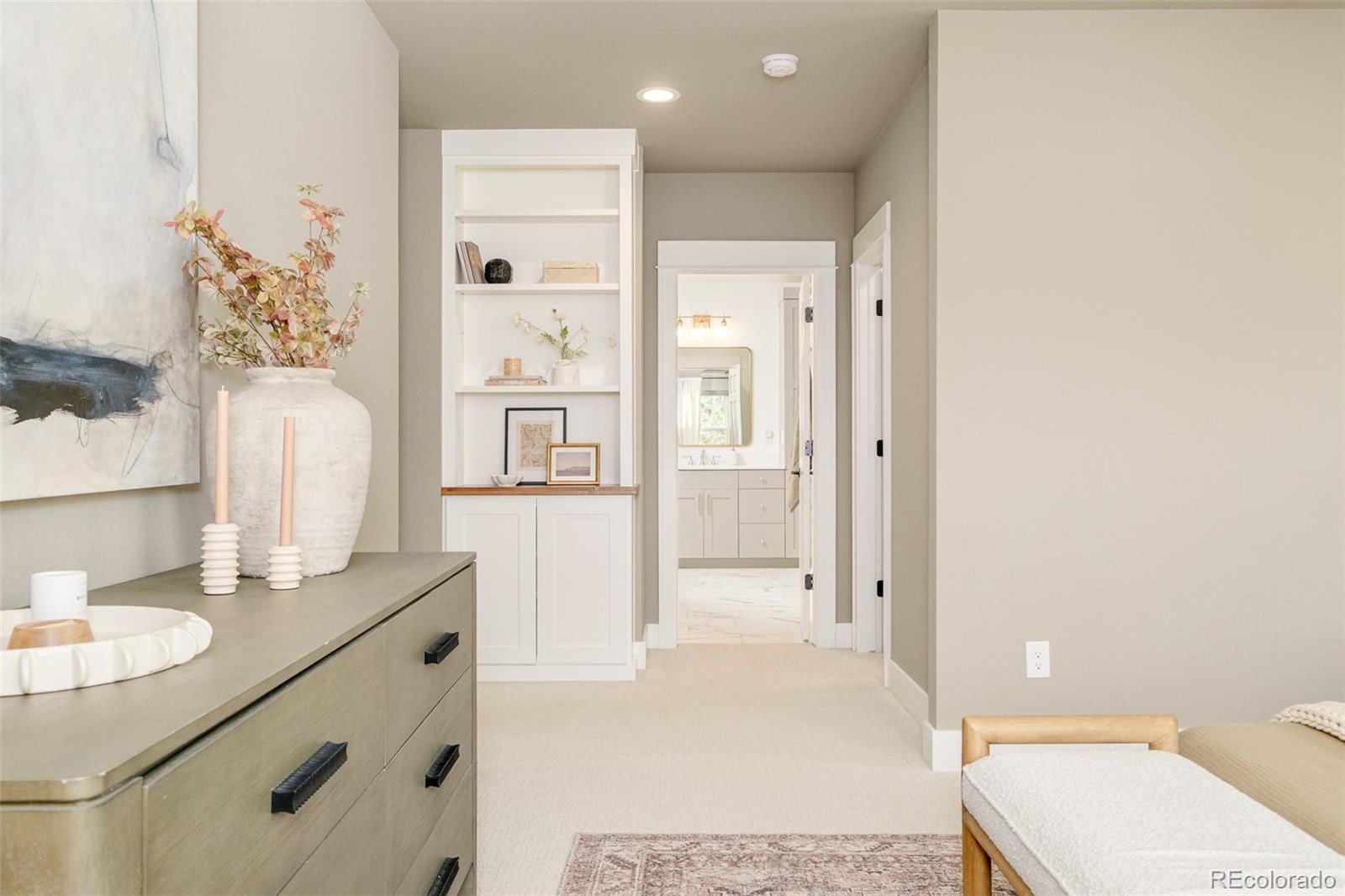 MLS Image #25 for 418 s pearl street,denver, Colorado