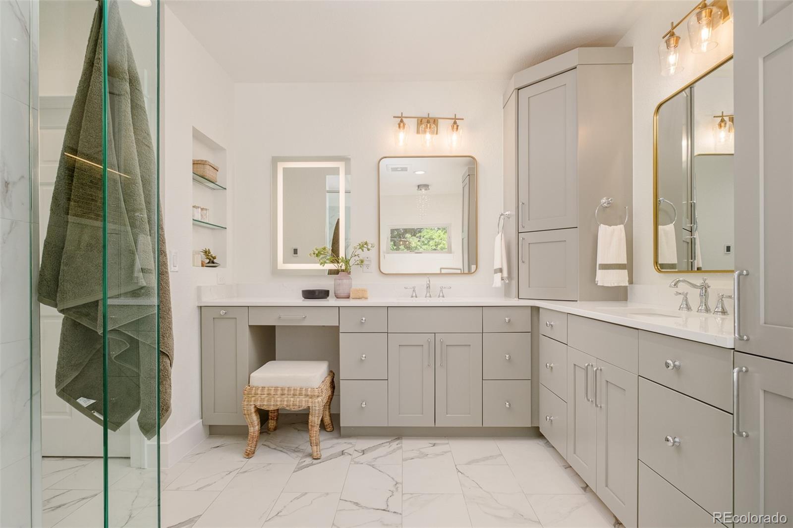 MLS Image #29 for 418 s pearl street,denver, Colorado
