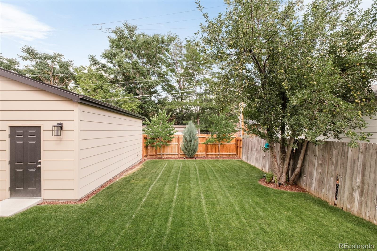 MLS Image #38 for 418 s pearl street,denver, Colorado
