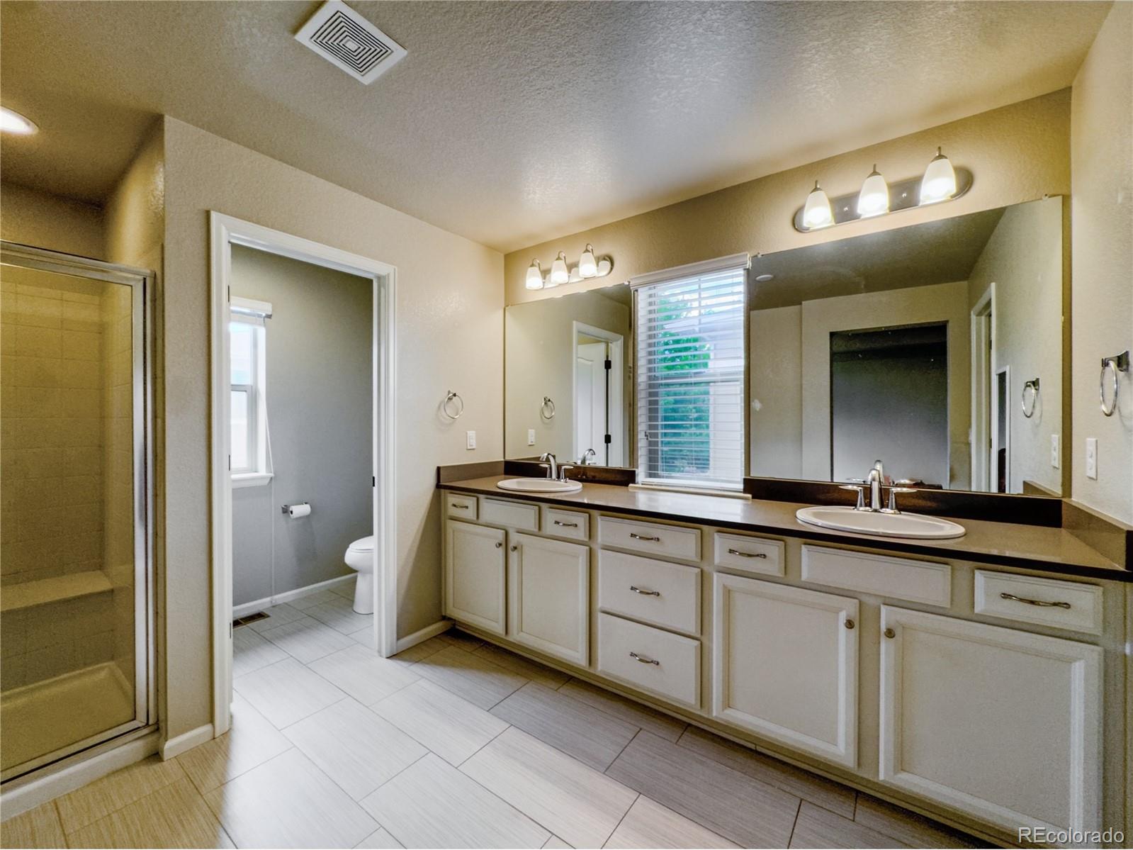 MLS Image #11 for 26903 e easter place,aurora, Colorado