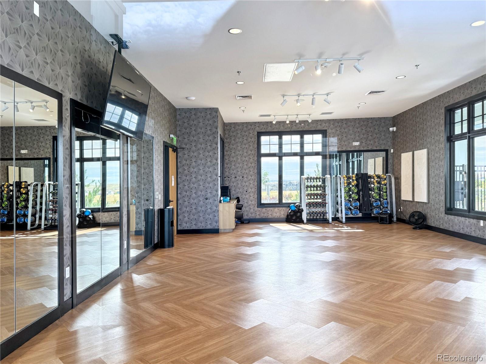 MLS Image #46 for 26903 e easter place,aurora, Colorado