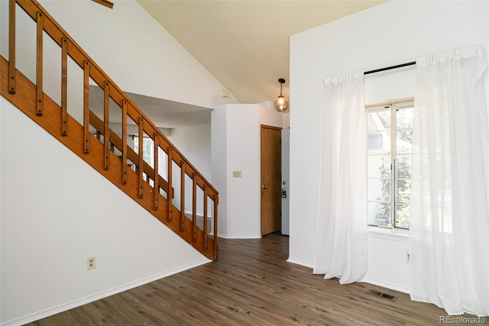 MLS Image #5 for 12812 e wyoming circle,aurora, Colorado