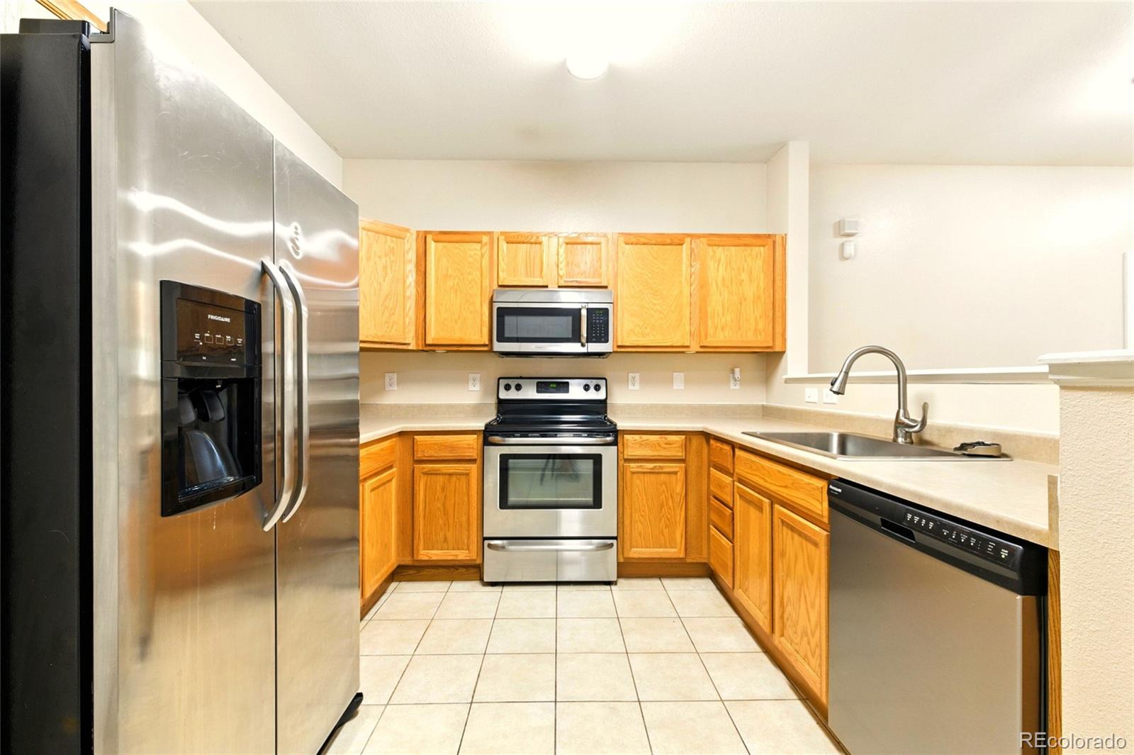 MLS Image #10 for 18681 e water drive,aurora, Colorado