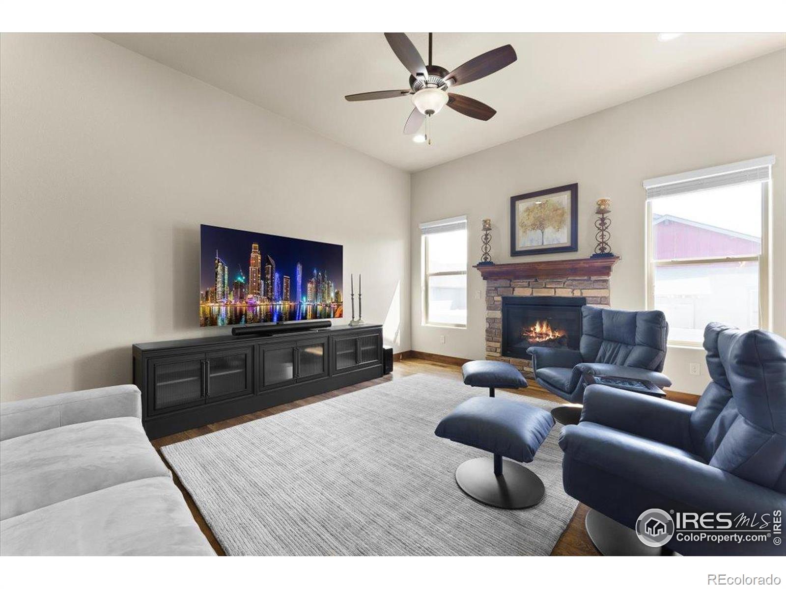 MLS Image #4 for 5653  carmon drive,windsor, Colorado
