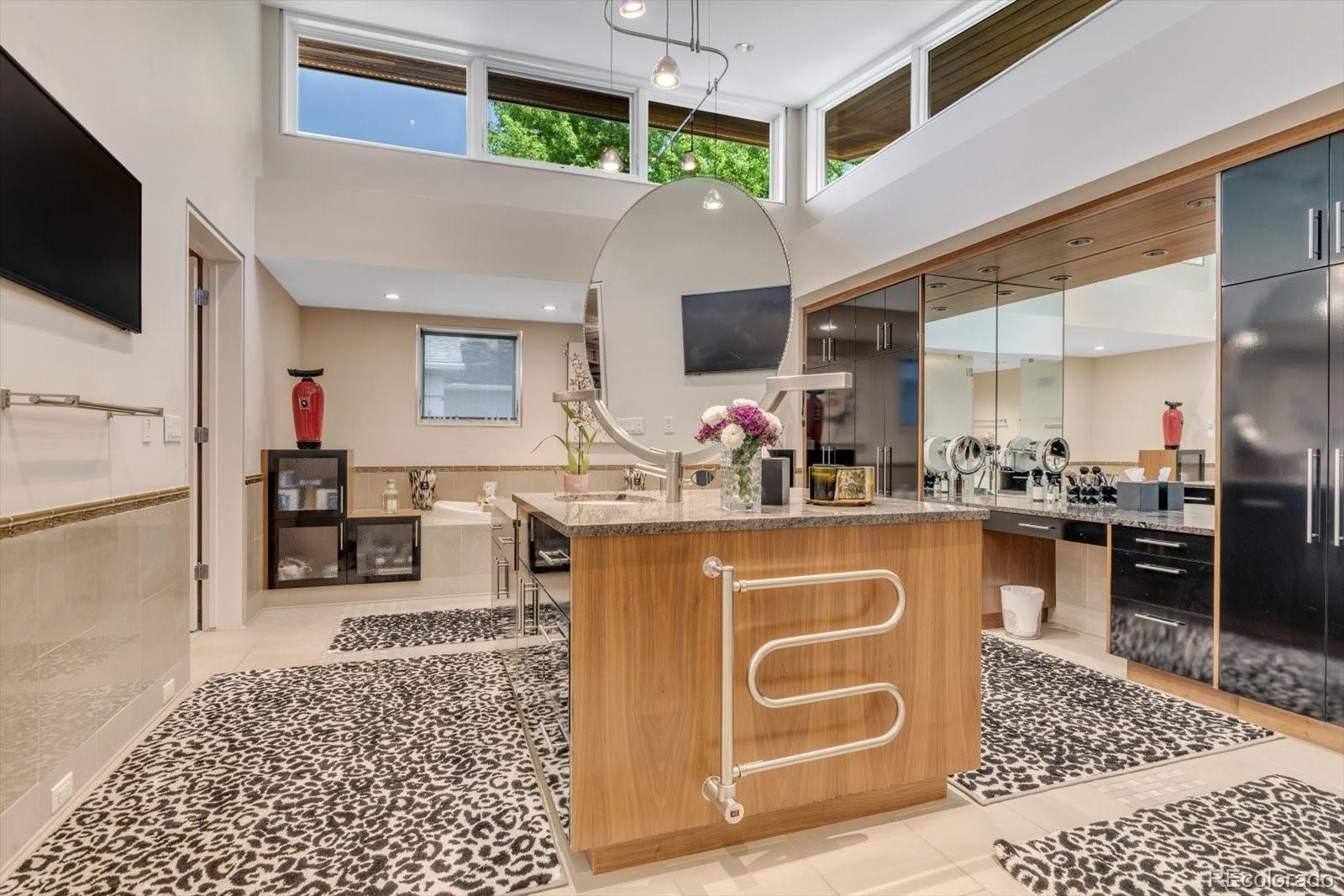 MLS Image #25 for 301  monroe street,denver, Colorado